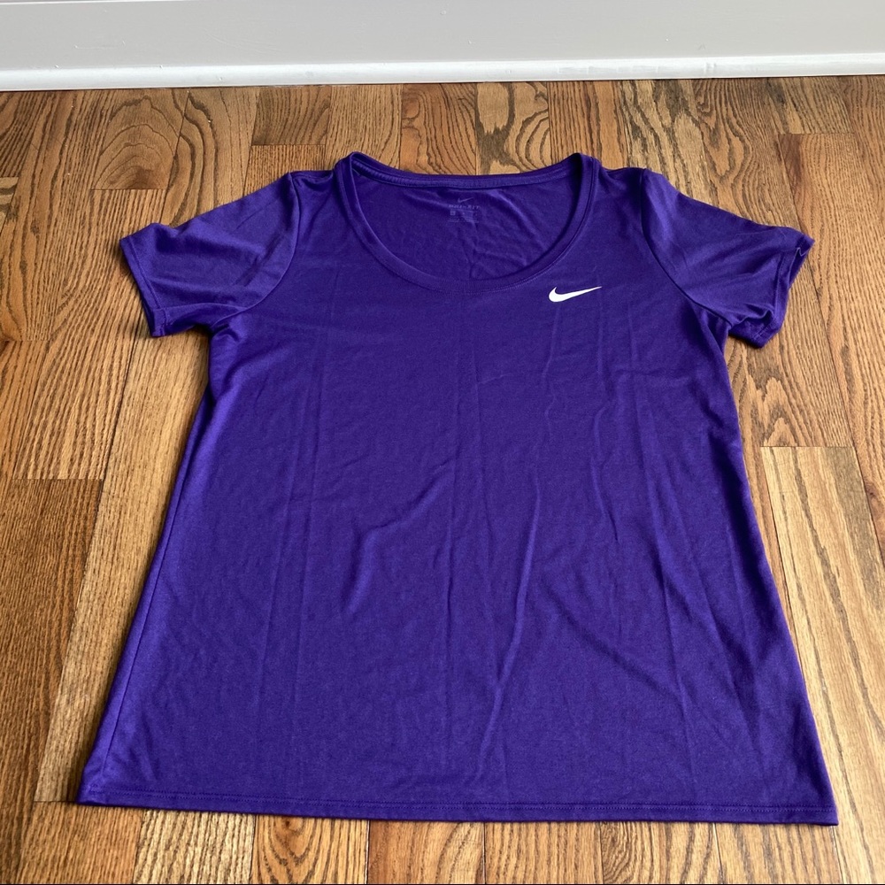 Nike T-shirt